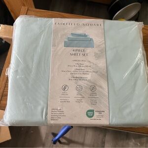 4-Piece Sheet Set in Aqua